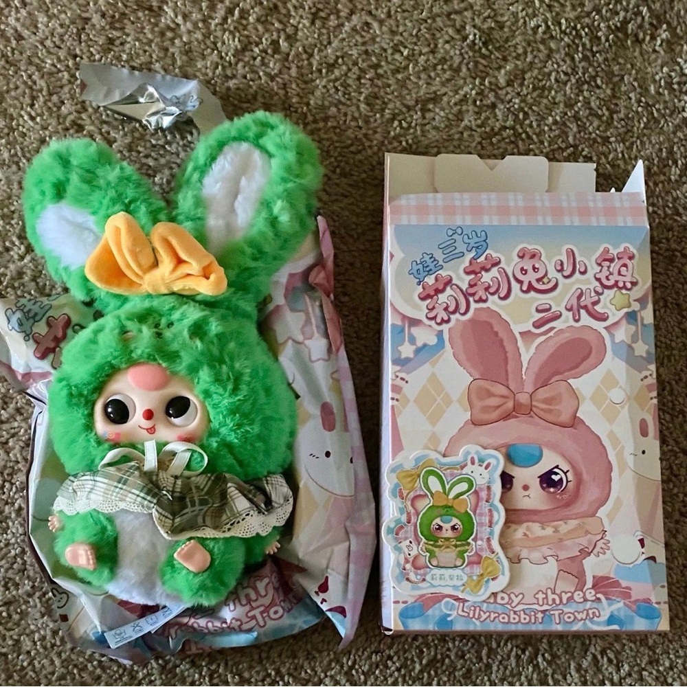 Confirmed Baby Three Lily Rabbit Town V2 Series Green bunny